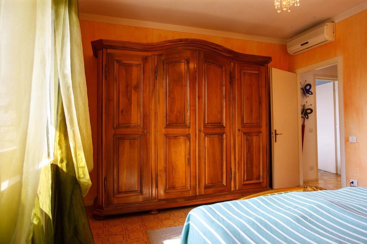 Casa Alla Traversa Carmine Bagian luar foto
